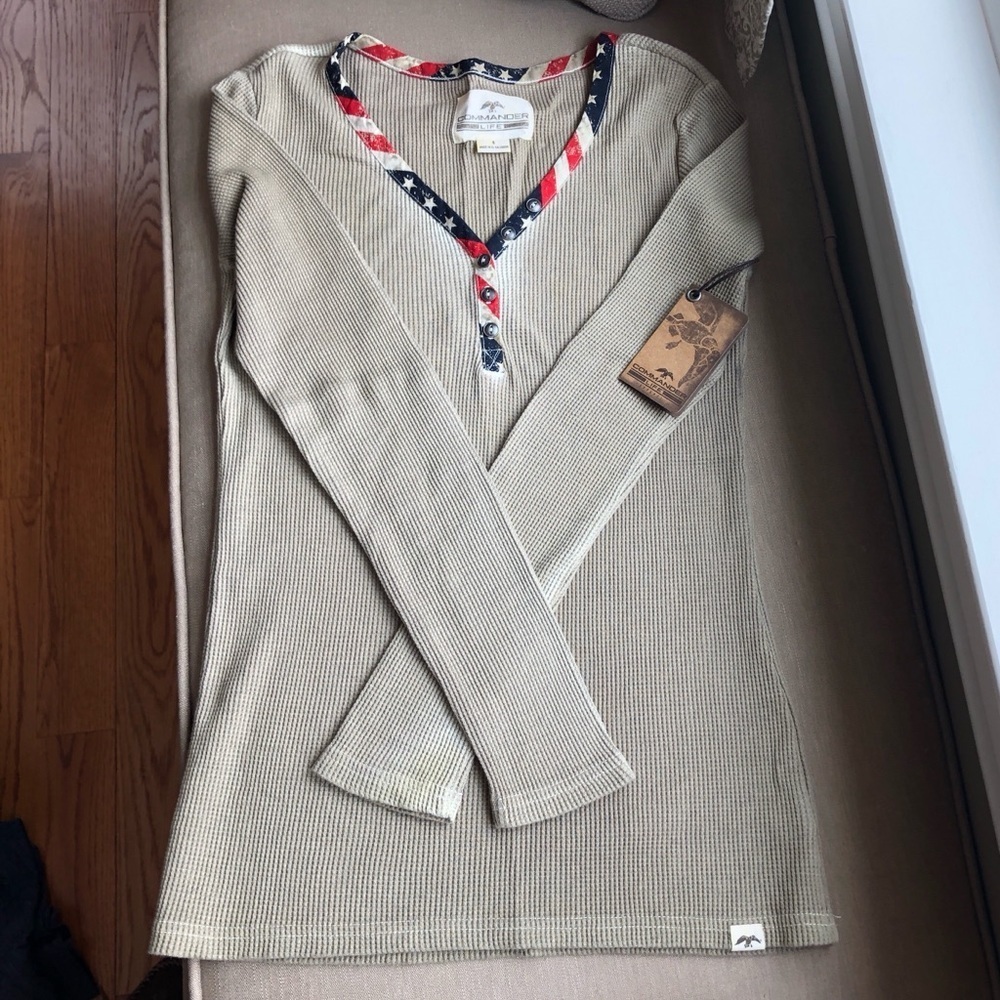 Thermal Tee V neck Stars and Stripes Trim Long Sleeves NEW Tan Red White Blue